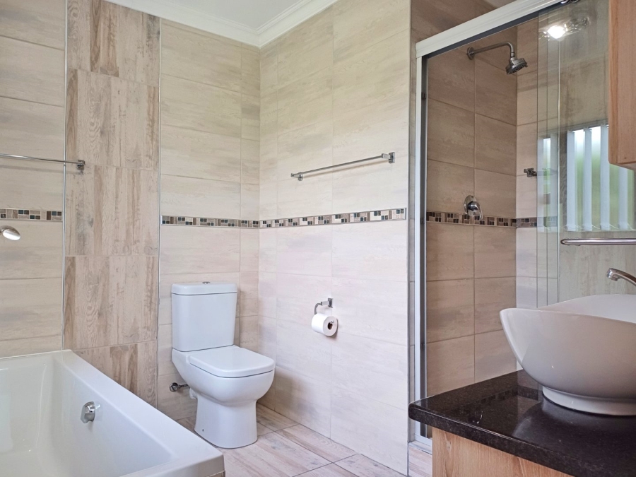 3 Bedroom Property for Sale in Reebok Western Cape